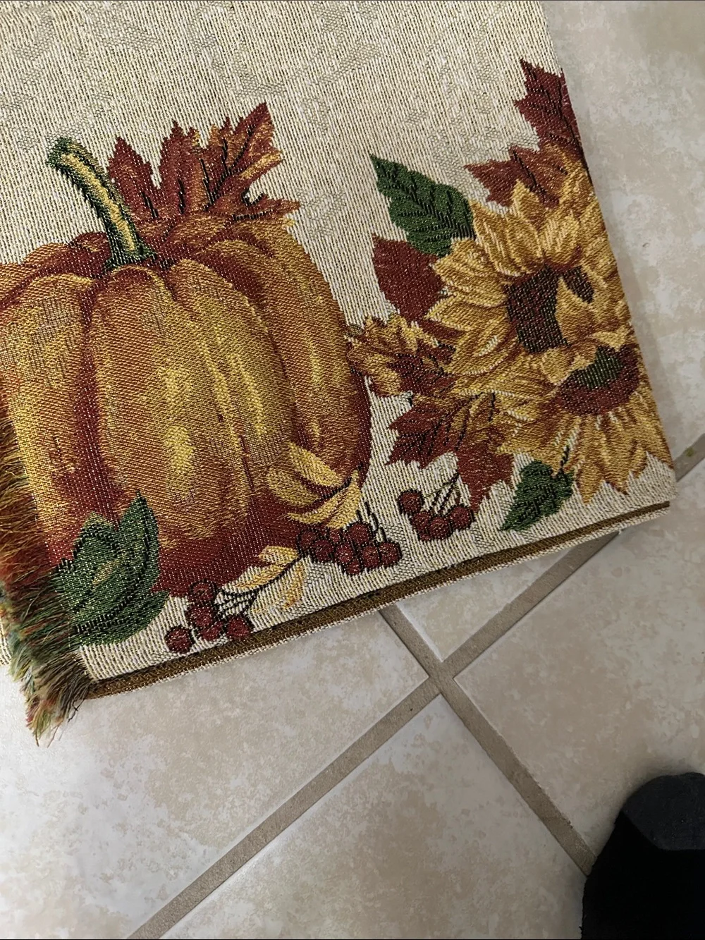 Autumn Pumpkin & Sunflower Tapestry Table Runner NWOT